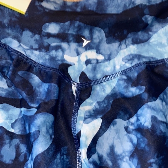 Old Navy Active Powersoft High Rise Crop  3/4 Go Dry Jogger (Medium) NWT - Picture 10 of 10